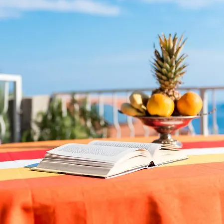 Adriatic Konukevi 3*