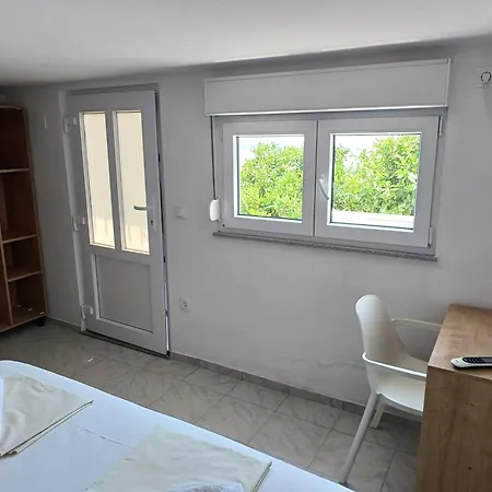 Konukevi Adriatic Mlini